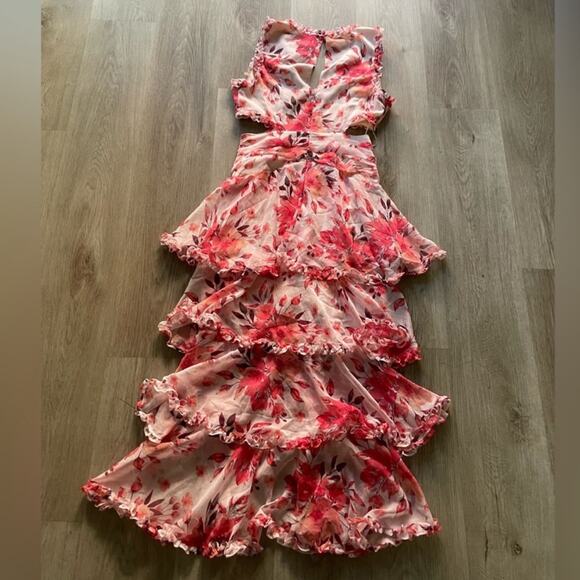 elliatt event pink floral ruffled tiered cutout maxi long gown dress size small - Picture 6 of 8